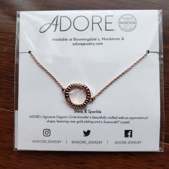 NWT Swarovski Adore Bracelet Rose Gold Plated - Picture 1 of 3